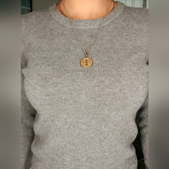 Grey Crew neck Heartloom Sweater with tie detail - Picture 4 of 7